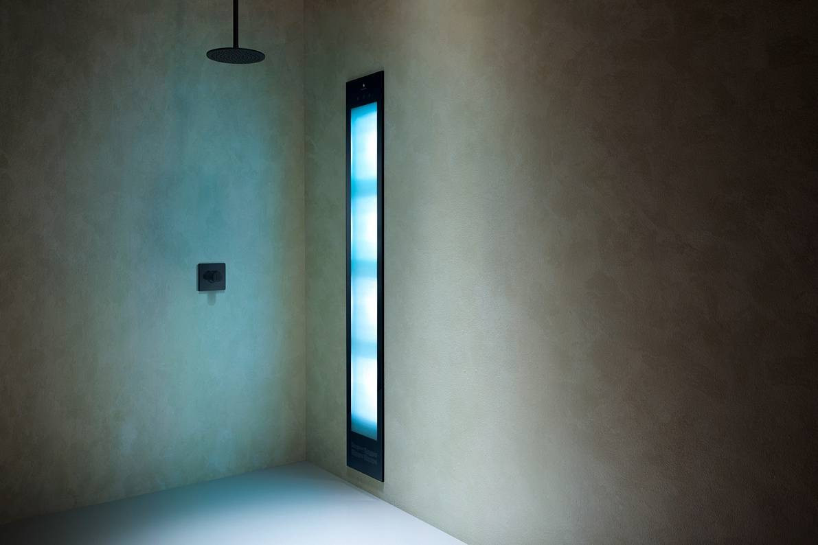 https://www.tegelensanitairmagazijn.nl/46989/sunshower-deluxe-black-uv-en-infrarood-inbouw-32x187x16cm-full-body-2000w-aluminium.jpg